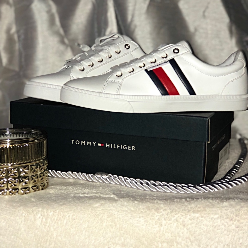Tommy Hilfiger Sneakers 👟❣️